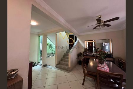 6_photo/94cfaaca03.93b8fa184532727f-ATLAS-feff9564-2c71-4a3e-a8e5-a39fa78cf0c2.jpg de casa à venda com 4 quartos, 350m² em Horizontal Park, Cotia