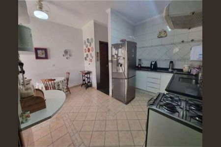 12_photo/94cfaaca0d.ac59da683d20aab1-ATLAS-91c0c3e9-c7dd-4a3e-8234-8bb6e63ddcb3.jpg de casa à venda com 2 quartos, 203m² em Horizontal Park, Cotia