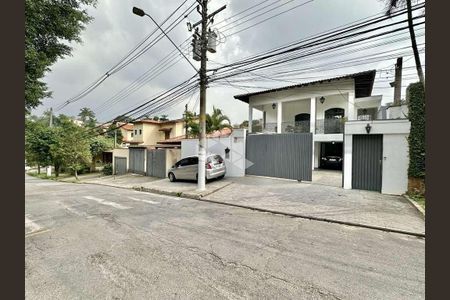 12_photo/94cfaaca57.8f3f2a47dd94676f-ATLAS-44b15073-cee5-4d64-a1ff-5b0873ac0c5c.jpg de casa à venda com 4 quartos, 432m² em Horizontal Park, Cotia