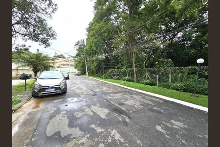 5_photo/94cfaacb0b.17a4969d13b5e058-ATLAS-4925cf3d-b1dc-4bc0-a21d-30eb9b156b33.jpg de casa à venda com 3 quartos, 250m² em Jardim Barbacena, Cotia