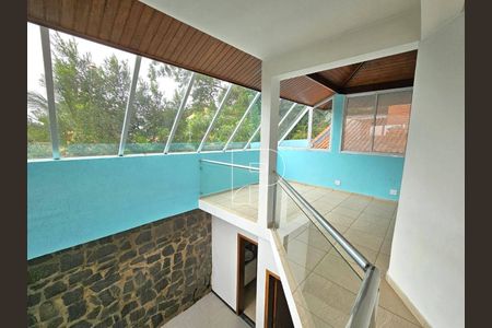 22_photo/94cfaacb0b.17a4969d13b5e058-ATLAS-8db4182f-fc2f-4b8d-bb65-0cacffe7bb6e.jpg de casa à venda com 3 quartos, 250m² em Jardim Barbacena, Cotia