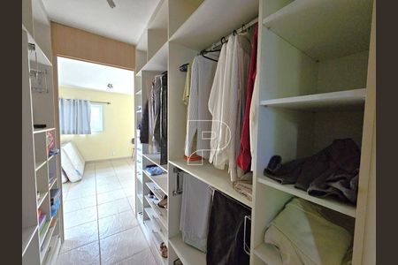 29_photo/94cfaacb0b.17a4969d13b5e058-ATLAS-9a98fc85-e696-4011-882f-56e31fc2b2f7.jpg de casa à venda com 3 quartos, 250m² em Jardim Barbacena, Cotia