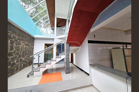 12_photo/94cfaacb0b.17a4969d13b5e058-ATLAS-b5ff909c-1cfd-41d2-9046-d60a943b04de.jpg de casa à venda com 3 quartos, 250m² em Jardim Barbacena, Cotia