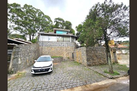 2_photo/94cfaacb0b.17a4969d13b5e058-ATLAS-bdf01bb5-9357-4331-91b7-59bd200036ae.jpg de casa à venda com 3 quartos, 250m² em Jardim Barbacena, Cotia