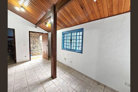 37_photo/94cfaacb0b.17a4969d13b5e058-ATLAS-eae9007c-4c96-407f-998c-00c060871daf.jpg de casa à venda com 3 quartos, 250m² em Jardim Barbacena, Cotia