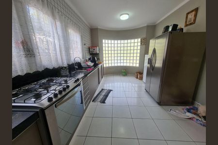 10_photo/94cfaacb61.7a69ff73eb43ff8d-ATLAS-deae6d85-deed-4bff-8303-1edb0be8fc0a.jpg de casa à venda com 3 quartos, 147m² em Horizontal Park, Cotia