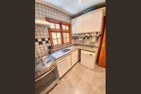 16_photo/94cfaacb6f.ceff8192393c33de-ATLAS-6d4ea780-6086-4099-bad9-20d4e12057d4.jpg de casa à venda com 3 quartos, 256m² em Pinus Park, Cotia