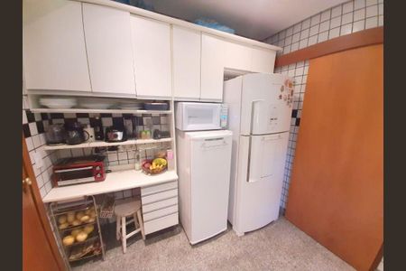 17_photo/94cfaacb6f.ceff8192393c33de-ATLAS-9a5ebdc1-46e5-4c53-b63c-634b3872c29d.jpg de casa à venda com 3 quartos, 256m² em Pinus Park, Cotia