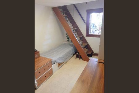 30_photo/94cfaacb6f.ceff8192393c33de-ATLAS-cacd7236-8c34-41ed-94ac-1a7a23cdd69d.jpg de casa à venda com 3 quartos, 256m² em Pinus Park, Cotia