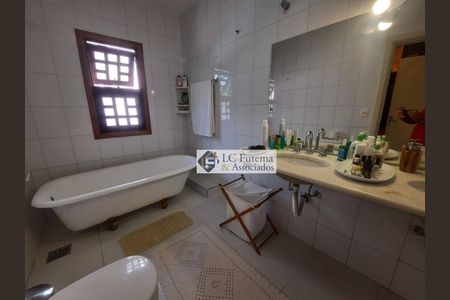 13_photo/94cfaacb71.06c8618c74e95a37-ATLAS-91d4e9f9-c616-4904-b1c5-cd4e217679e7.jpg de casa à venda com 3 quartos, 260m² em Jardim Barbacena, Cotia