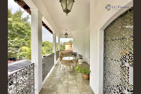 8_photo/94cfaacbab.208f49d145c23434-ATLAS-1f1b5e21-9ff9-4d01-8f08-e6ece3283ecb.jpg de casa à venda com 3 quartos, 432m² em Horizontal Park, Cotia