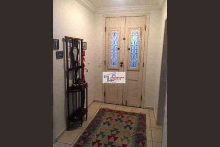 29_photo/94cfaacbd1.4f01e810a805cb87-ATLAS-dd1b8fcf-e2a9-4c5d-aee5-3199dd7ee6b0.jpg de casa de condomínio à venda com 3 quartos, 315m² em Granja Viana, Cotia