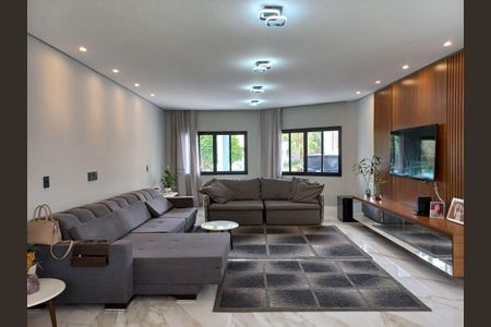 2_photo/94cfaacbd7.f34ea19b5153c875-ATLAS-79b607c7-58fb-4a94-9858-4e0a973f8c61.jpg de casa à venda com 3 quartos, 430m² em Jardim Barbacena, Cotia