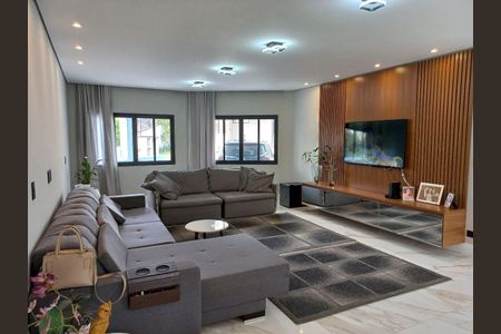 4_photo/94cfaacbd7.f34ea19b5153c875-ATLAS-c68cf2a6-dad6-4c63-948b-3d9d225b0eb2.jpg de casa à venda com 3 quartos, 430m² em Jardim Barbacena, Cotia