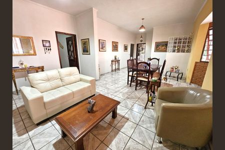 5_photo/94cfaaccaf.732b7fd8aaa5f07d-ATLAS-2111fce3-0564-4481-9ada-a95436d114d6.jpg de casa à venda com 2 quartos, 208m² em Horizontal Park, Cotia
