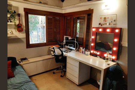 36_photo/94cfaaccbb.f279df7ab7105e24-ATLAS-db74b985-2529-426b-9bd7-191ed30fb17f.jpg de casa à venda com 3 quartos, 256m² em Horizontal Park, Cotia