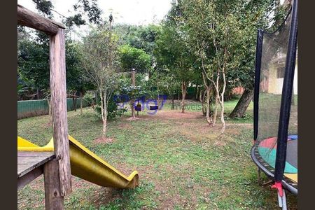 4_photo/94cfaacd0b.2632d4ea6d5ceda8-ATLAS-2fecd242-82ec-41e5-b944-efedbc694e39.jpg de casa à venda com 3 quartos, 81m² em Jardim Barbacena, Cotia