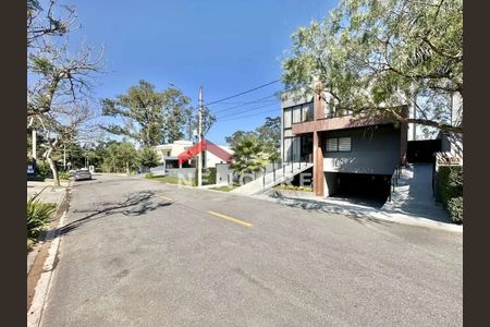 3_photo/94cfaaceb7.35cb2562ae28c182-ATLAS-54cb3ec5-b865-482b-a070-1f4af75d0b60.jpg de casa de condomínio à venda com 4 quartos, 483m² em Jardim Barbacena, Cotia