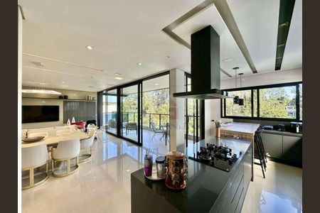 18_photo/94cfaaceb7.35cb2562ae28c182-ATLAS-65b266a9-9f6d-4352-9c05-fe3c4419f3da.jpg de casa de condomínio à venda com 4 quartos, 483m² em Jardim Barbacena, Cotia