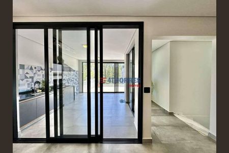 12_photo/94cfaaceb7.5bf5689ec43d0828-ATLAS-d23031ea-603d-4e36-92c4-cad64bfefa48.jpg de casa à venda com 3 quartos, 321m² em Jardim Barbacena, Cotia