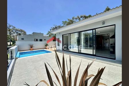 2_photo/94cfaaceb7.90bd9ce7e18c11b8-ATLAS-a64f3e66-3952-48c5-a8be-b2b7ed9d6ca6.jpg de casa de condomínio à venda com 3 quartos, 321m² em Jardim Barbacena, Cotia