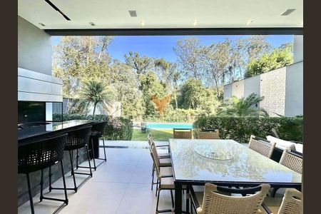 34_photo/94cfaaceb7.f684e4432468d914-ATLAS-cbd3e9d9-a58f-426a-bd19-fa2b48e85855.jpg de casa à venda com 4 quartos, 10m² em Jardim Barbacena, Cotia