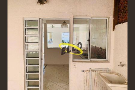 2_photo/94cfaad0a3.64e24ce381d4dfdc-ATLAS-8bcdcd9c-5b07-44dd-9f3c-cdcdca7c8404.jpg de casa à venda com 2 quartos, 60m² em Jardim Barbacena, Cotia