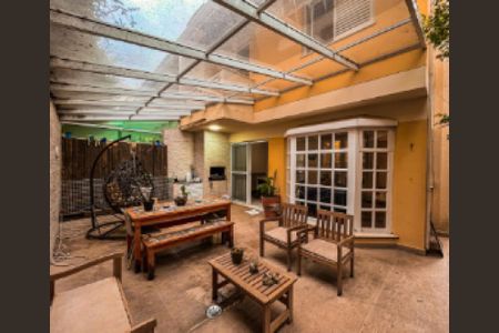 4_photo/94cfaad3b1.ceff8192393c33de-ATLAS-a4cd6407-1ac9-4ae1-b8fa-eb596d580a6b.jpg de casa à venda com 4 quartos, 160m² em Jardim Barbacena, Cotia