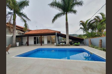 7_photo/94cfaad54d.9d6610305e4a46d7-ATLAS-18c7f543-9c04-4747-aba2-d93e5d29e370.jpg de casa de condomínio à venda com 3 quartos, 430m² em Gramado, Cotia