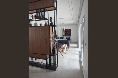 3_photo/94cfaad54d.9d6610305e4a46d7-ATLAS-5444319e-e79e-4ecf-a179-41d1ce438c66.jpg de casa de condomínio à venda com 3 quartos, 430m² em Gramado, Cotia