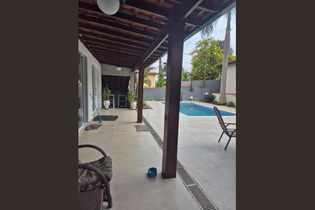 4_photo/94cfaad54d.9d6610305e4a46d7-ATLAS-97cdca8c-9479-49a2-adfc-70f60cdda0b1.jpg de casa de condomínio à venda com 3 quartos, 430m² em Gramado, Cotia