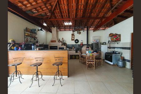 27_photo/94cfaad54d.9d6610305e4a46d7-ATLAS-a8b7043e-c900-40f5-be7f-f8b3a5d3b9da.jpg de casa de condomínio à venda com 3 quartos, 430m² em Gramado, Cotia