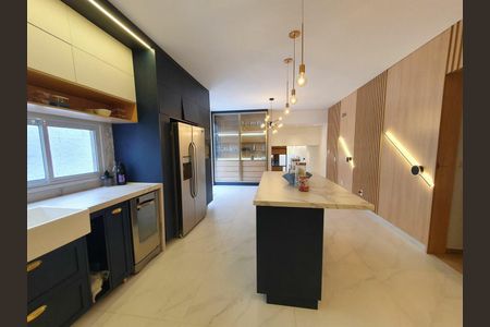 12_photo/94cfaad54d.9d6610305e4a46d7-ATLAS-c2591f98-df4f-4beb-b2d8-90566c6d73f9.jpg de casa de condomínio à venda com 3 quartos, 430m² em Gramado, Cotia