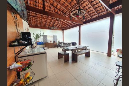 26_photo/94cfaad54d.9d6610305e4a46d7-ATLAS-cdb9e7d3-c6ca-452f-b6a4-acb1e23e971d.jpg de casa de condomínio à venda com 3 quartos, 430m² em Gramado, Cotia