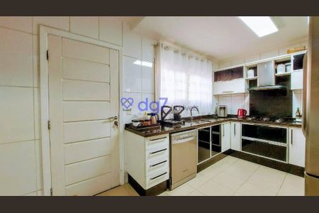 11_photo/94cfaad74b.a7dd5fb929741219-ATLAS-2bc8c989-70a2-4ec3-b9d0-e0f5017030a4.jpg de casa à venda com 3 quartos, 250m² em Granja Viana, Cotia