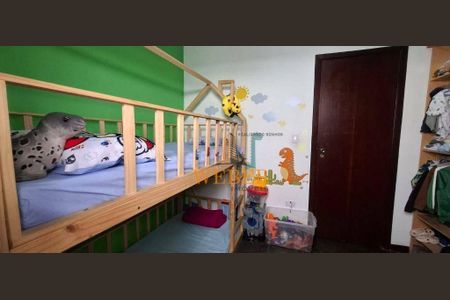 5_photo/94cfaad77f.7dc29441a77b793f-ATLAS-2ed41fbf-0b2f-4ffa-9859-31a1de00f710.jpg de casa à venda com 2 quartos, 150m² em Jardim da Gloria, Cotia