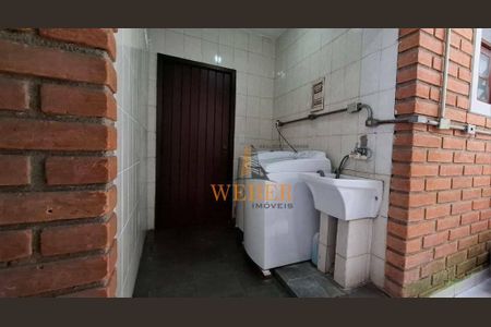 8_photo/94cfaad77f.7dc29441a77b793f-ATLAS-3f1fe878-7766-42dc-9eaf-0ad8f3473760.jpg de casa à venda com 2 quartos, 150m² em Jardim da Gloria, Cotia