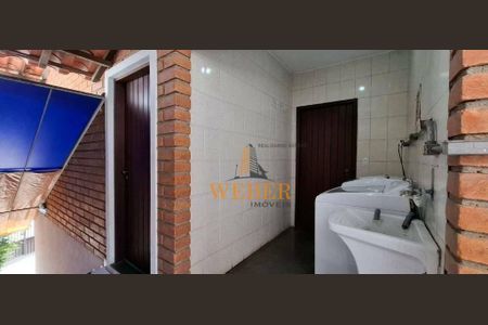 26_photo/94cfaad77f.7dc29441a77b793f-ATLAS-eaa9da37-1f65-4a54-aed1-b88e985decb0.jpg de casa à venda com 2 quartos, 150m² em Jardim da Gloria, Cotia