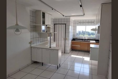 6_photo/94cfaad785.f2c8c659ffa0a6bc-ATLAS-4a620d9f-fc34-4e46-8d04-4bfc7ebce4e6.jpg de casa à venda com 3 quartos, 196m² em Jardim do Engenho, Cotia