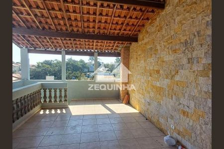 14_photo/94cfaad96b.ceff8192393c33de-ATLAS-ab6d4fd4-32c2-4af8-a2e5-97652708136c.jpg de casa para alugar com 5 quartos, 160m² em Jardim do Engenho, Cotia