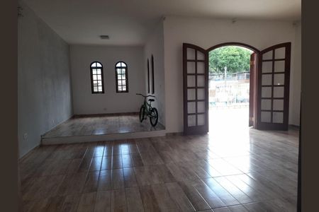 6_photo/94cfaad9c3.fc3124ead6c5d417-ATLAS-d6715802-2733-4c8d-95f5-d04d2da5b460.jpg de casa à venda com 3 quartos, 240m² em Jardim do Engenho, Cotia