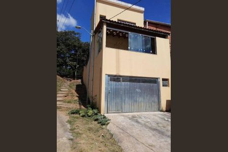 3_photo/94cfaad9c5.c06c3c5dbfc3661b-ATLAS-eb157685-c48b-428e-9ae4-a2177bb3b06e.jpg de casa à venda com 3 quartos, 245m² em Jardim da Gloria, Cotia