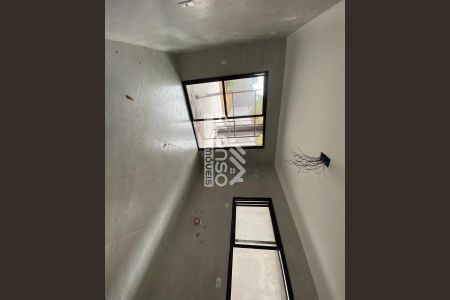 6_photo/94cfaada11.aafc750051720c32-ATLAS-0dddd256-9bf3-4f0f-bef8-075e8e2bb87d.jpg de casa à venda com 3 quartos, 129m² em Chácara Canta Galo, Cotia