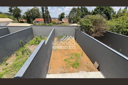 32_photo/94cfaada11.aafc750051720c32-ATLAS-dceb9a4f-6dbe-4195-94ca-f2ee855b19dd.jpg de casa à venda com 3 quartos, 129m² em Chácara Canta Galo, Cotia