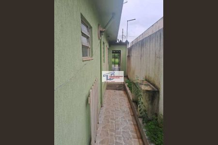 7_photo/94cfaada2d.34beb6889ad9cd13-ATLAS-c0b7d2c1-9488-4f35-a293-d969b2dd95c8.jpg de casa à venda com 2 quartos, 140m² em Chácara Canta Galo, Cotia