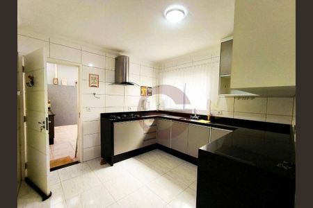 11_photo/94cfaada4b.e3da74daae84817a-ATLAS-10e69f21-e149-465f-8e73-7aa711c92a0b.jpg de casa de condomínio à venda com 3 quartos, 131m² em Chácara Canta Galo, Cotia