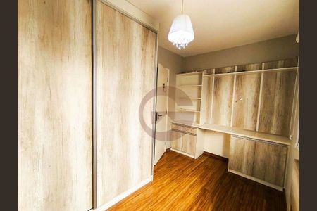 9_photo/94cfaada4b.e3da74daae84817a-ATLAS-7dfd4594-89b2-43e8-8500-9fe59fc69f45.jpg de casa de condomínio à venda com 3 quartos, 131m² em Chácara Canta Galo, Cotia