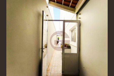 6_photo/94cfaada4b.e3da74daae84817a-ATLAS-d5bdcd71-4369-4b53-8db4-20154406f5bf.jpg de casa de condomínio à venda com 3 quartos, 131m² em Chácara Canta Galo, Cotia