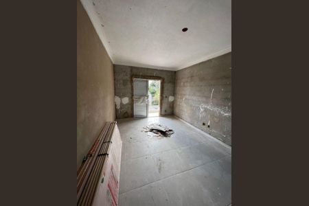 9_photo/94cfaada6d.6f3426350093cd90-ATLAS-1beab6db-3bb4-48be-8bc2-1bd51f295cd8.jpg de casa à venda com 3 quartos, 400m² em Chácara Canta Galo, Cotia