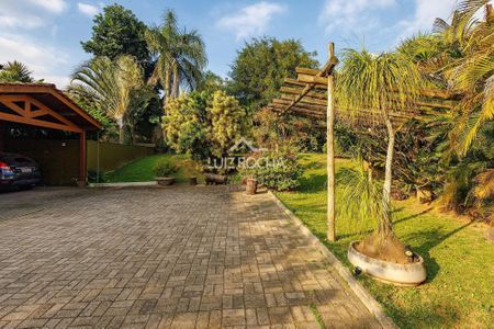 3_photo/94cfaadb03.ceff8192393c33de-ATLAS-d2f3b2ed-aca5-43f8-ba74-51ac3c22fb3a.jpg de casa à venda com 3 quartos, 149m² em Chácara Canta Galo, Cotia